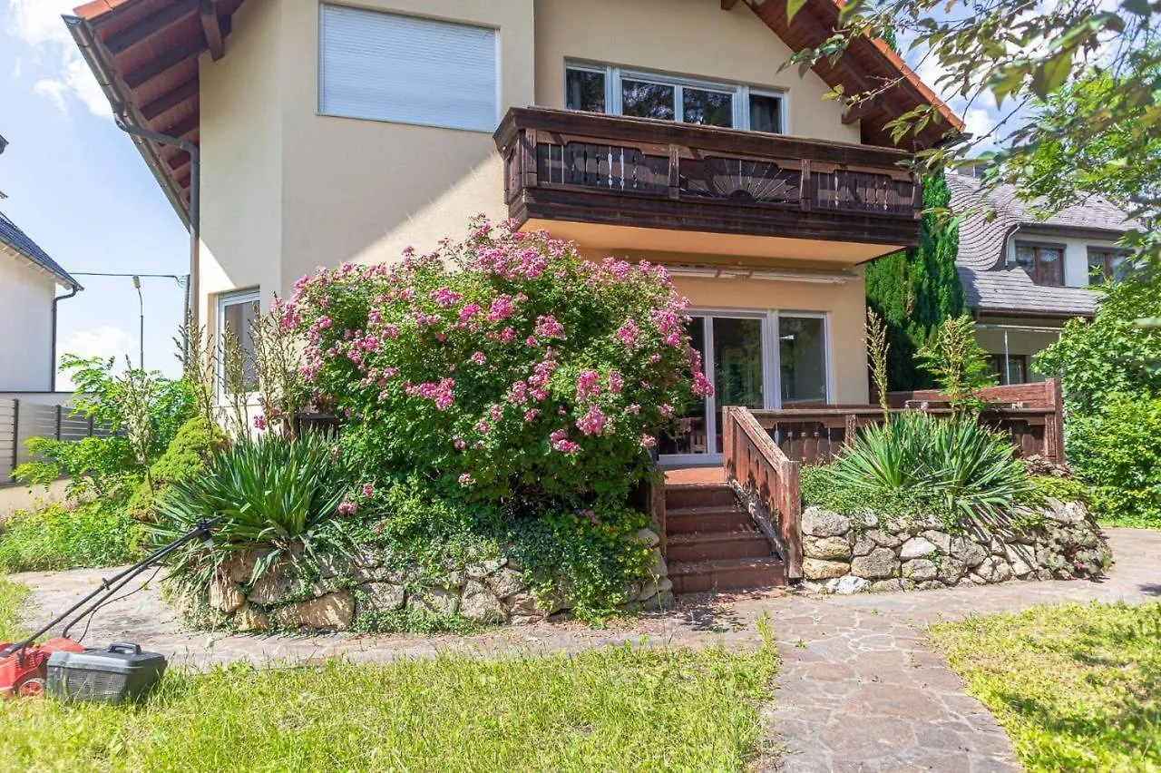 X Mar 2024 Comfortable Rooms In A Beautiful House Gd 维也纳 0*,
