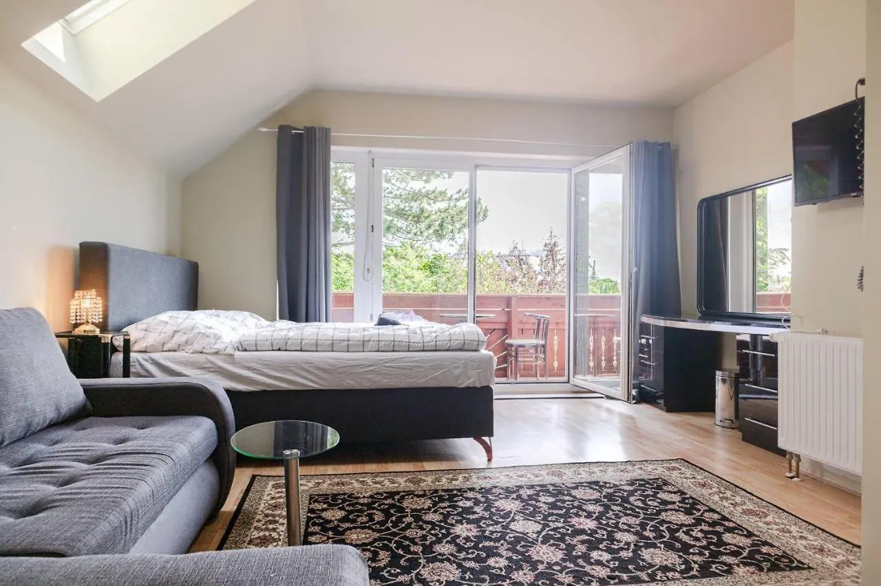 X Mar 2024 Comfortable Rooms In A Beautiful House Gd 维也纳 0*,