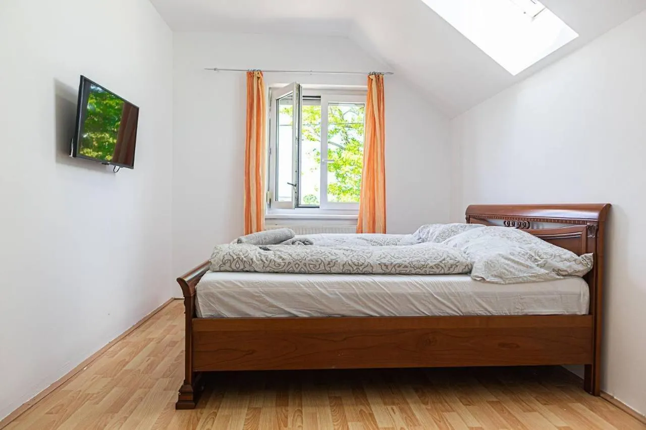 X Mar 2024 Comfortable Rooms In A Beautiful House Gd 维也纳 0*,  奥地利